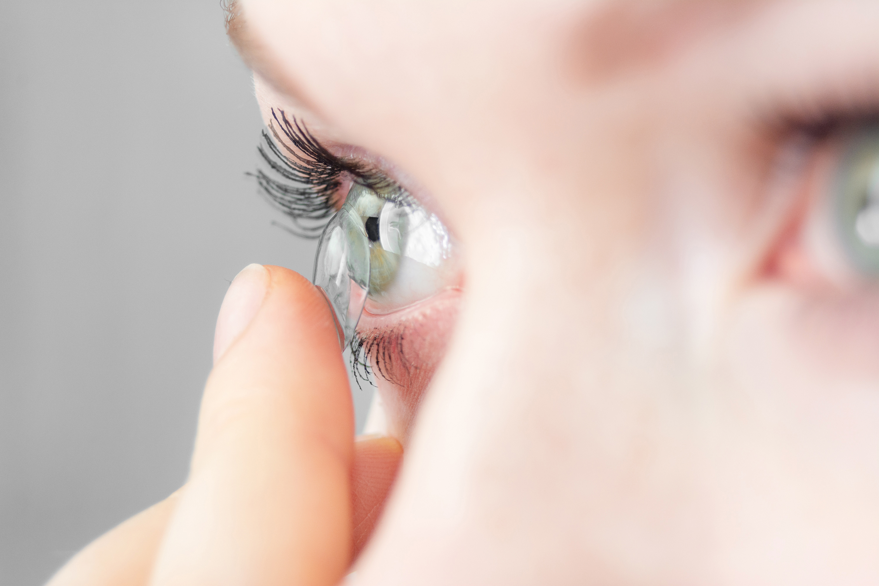 Kontaktlinsen als Sehhilfe, Schutz und Heilmittel